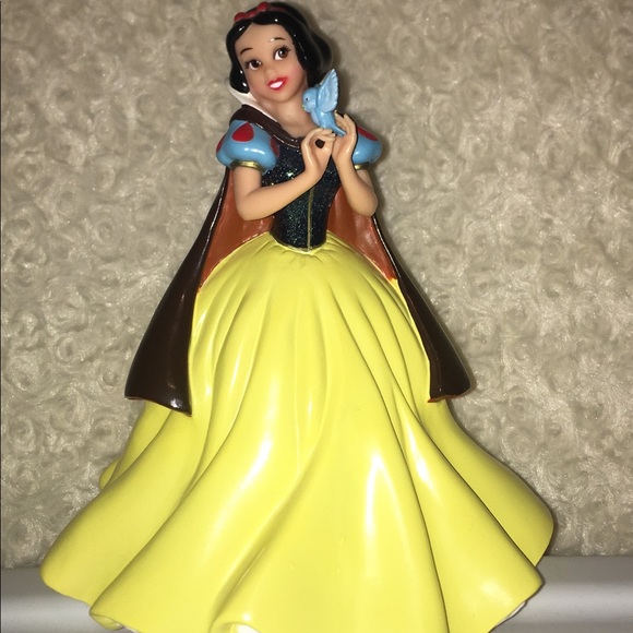 Disney Other - VINTAGE VINYL AUTH DISNEY SNOW WHITE BANK MINT
